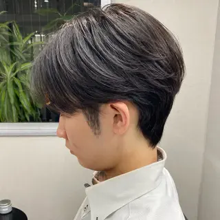 ショート メンズ センターパート/ニ ュアンスパーマのヘアスタイル