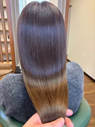 ロング カラー ✨髪質改善を学割で✨ ミニモ学割のみ掲載♪のヘアスタイル