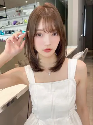 セミロング カラー ヘアアレンジ みっちー/縮毛矯正/ 艶カラーのヘアスタイル