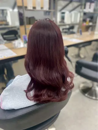 ロング カラー 韓国レイヤー透明感 艶カラー美髪縮毛矯正のヘアスタイル