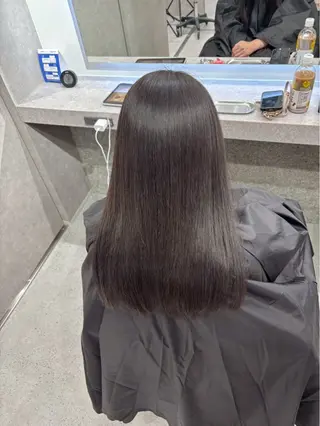 カラー Yoshiいろあそび 八王子/ハイトーンのヘアスタイル