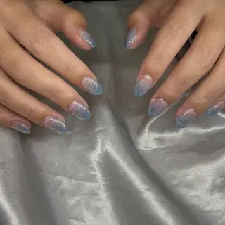 ネイル Emieux Saraのネイルデザイン