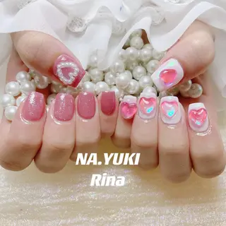 ネイル 🦋 Queenieのネイルデザイン
