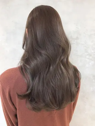 セミロング ITbyALBUM 八王子店のヘアスタイル