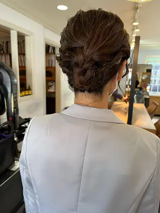 ミディアム ヘアアレンジ eri kinjoのヘアスタイル