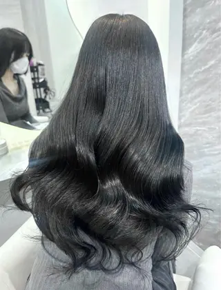 ロング カラー 💎あおい💎大宮/ 艶髪/ワンカラー🫧のヘアスタイル