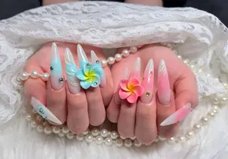 ネイル Julie Nail Hinのネイルデザイン