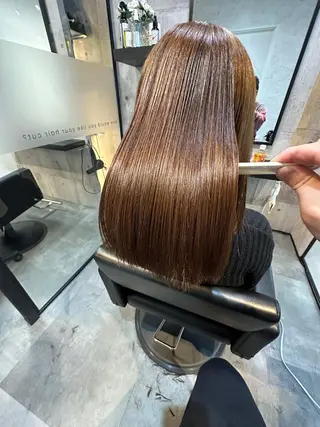 ミディアム TAKAMI 髪と爪を同時に施術のネイルデザイン
