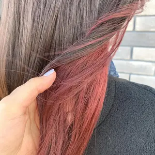 ロング カラー 眞名子 瑞紀のヘアスタイル