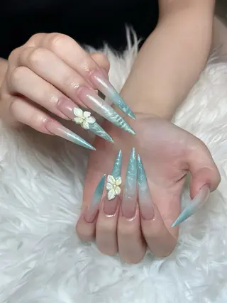 ネイル Eli Muse 新宿ネイルのネイルデザイン