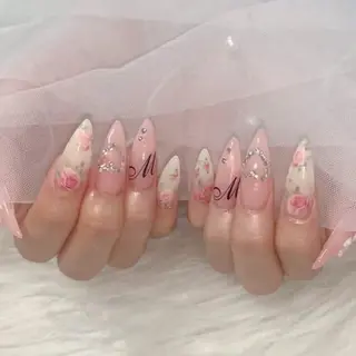 ネイル Rinaky Amee Nailのネイルデザイン