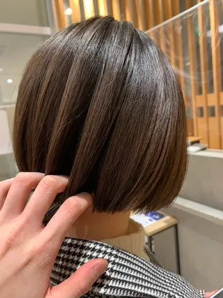 ショート カラー ARMONY秋山輝也 コテ巻き風パーマ特化のヘアスタイル