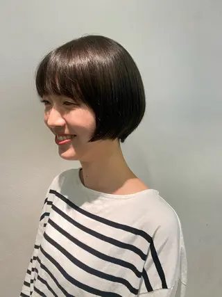 ショート カラー 田崎 暁大のヘアスタイル