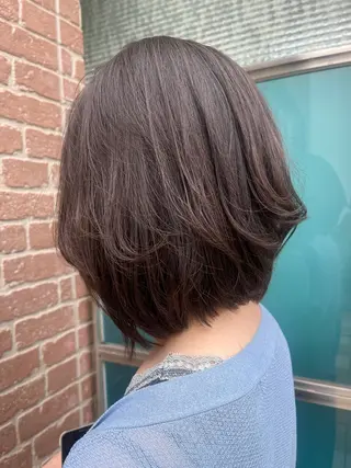 ミディアム カラー 久木原 ゆりのヘアスタイル