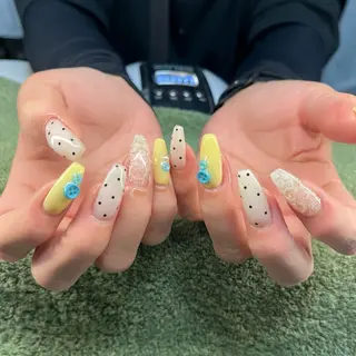 ネイル MHR nailのネイルデザイン