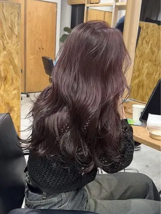 ロング カラー 三宮/ハイトーン 𝐚𝐨𝐢のヘアスタイル