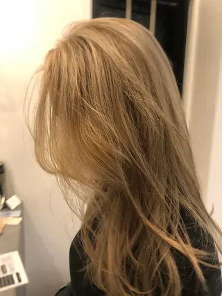 ロング カラー やまさきえりこ ニュアンスパーマのヘアスタイル