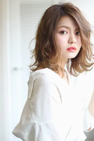 ミディアム 植野/新宿 高田馬場のヘアスタイル