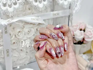 ネイル ✨Nailsalon Vi+✨のネイルデザイン