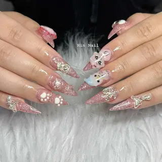 ネイル HIN NAILのネイルデザイン
