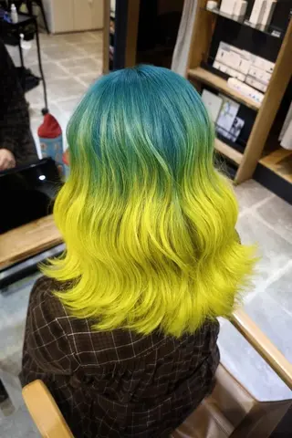ミディアム カラー N° il duca 札幌のヘアスタイル