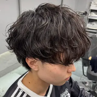 ショート パーマ メンズ ハイトーン/パーマ/ メンズ / 新宿🌐のヘアスタイル