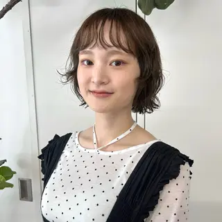 ショート カラー パーマ 伊藤ほのか/柔らかパ ーマ/ダブルカラーのヘアスタイル