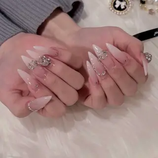 ネイル Luna Gladeのネイルデザイン