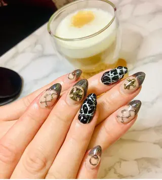 セミロング ネイル PUNX NAILのネイルデザイン