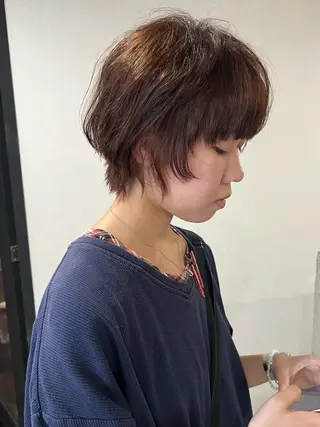 ショート カラー 🌱小顔魅せショート 髪質改善カラー/泉綺のヘアスタイル