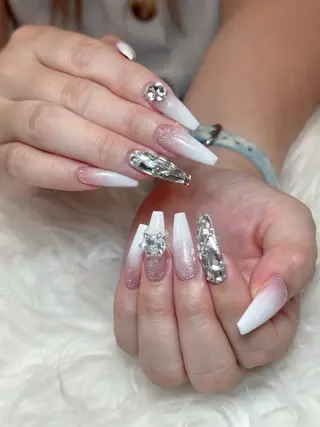 ネイル Eli Eli 新宿のネイルデザイン