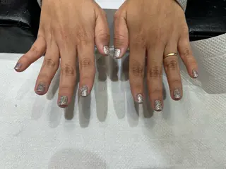 ネイル 山口 真莉のネイルデザイン