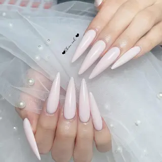 ネイル サイナネイル🎀 長さ出し専門店のネイルデザイン