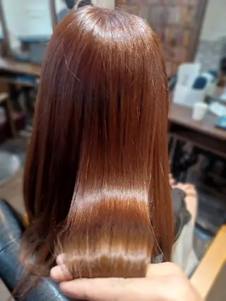 セミロング ✂️✂️徳　田✂️ ✂️のヘアスタイル
