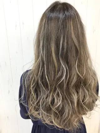 ロング カラー パーマ ヘアアレンジ キッズ ネイル マツエク・マツパ M字・前髪割れ 改善メンズ特化/栢沼のヘアスタイル