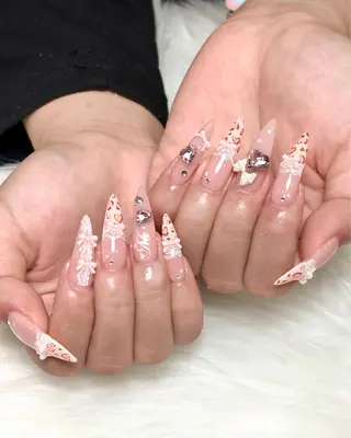 ネイル ARIA モモコのネイルデザイン