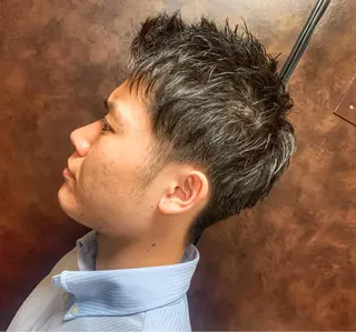 ショート パーマ メンズ 行平 成穂のヘアスタイル