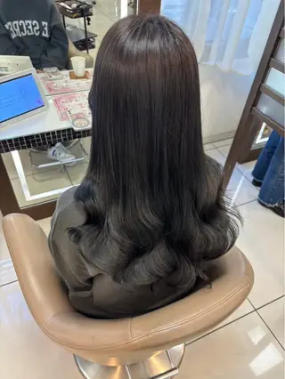 ロング エクステ|カラー| Futaba🎀♡のヘアスタイル