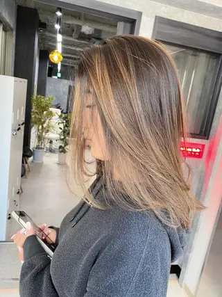 ロング en Siena エンシエナのヘアスタイル
