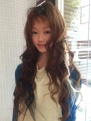 ロング 滝沢 ののかのヘアスタイル