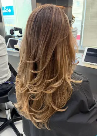 ロング Kotomi 🇺🇸💋のヘアスタイル