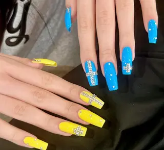 ネイル Pure&Rich Nailのネイルデザイン