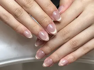 ロング トゥ ヒェンのネイルデザイン