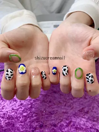 ネイル shizucream 痛デコネイル専門のネイルデザイン