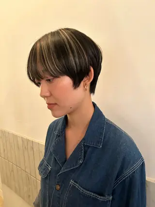 ショート カラー Terve. 水野 菜々香のヘアスタイル