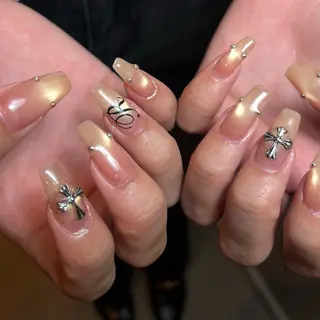 ネイル ルミナ 🪽のネイルデザイン