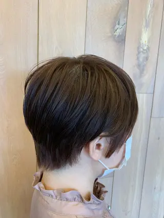 ショート Aya/四条烏丸/ 酸性ストレートのヘアスタイル