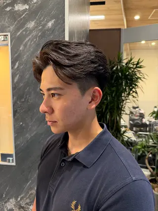 ミディアム パーマ メンズ 💈原宿指名No.1 センターパート💈のヘアスタイル