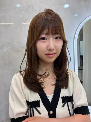 ミディアム SigmaLatte _momokaのヘアスタイル