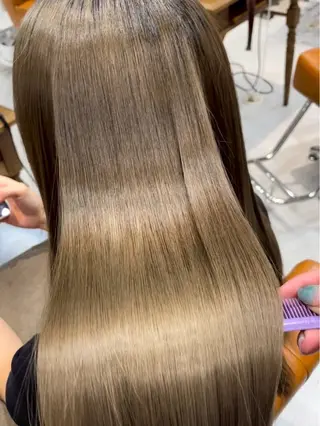 ミディアム 溝口 紫之のヘアスタイル